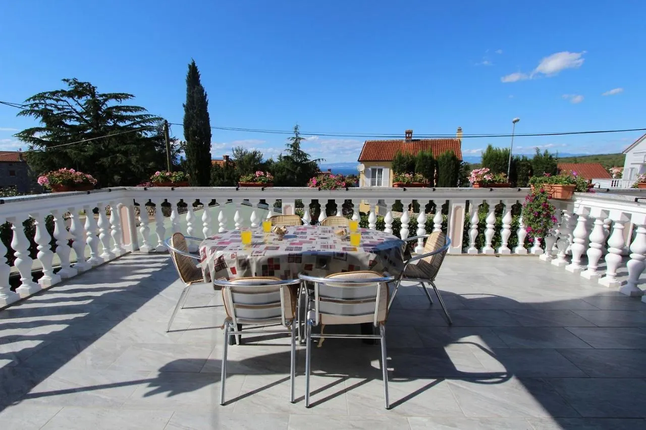 Apartments Ravlic Ana Malinska