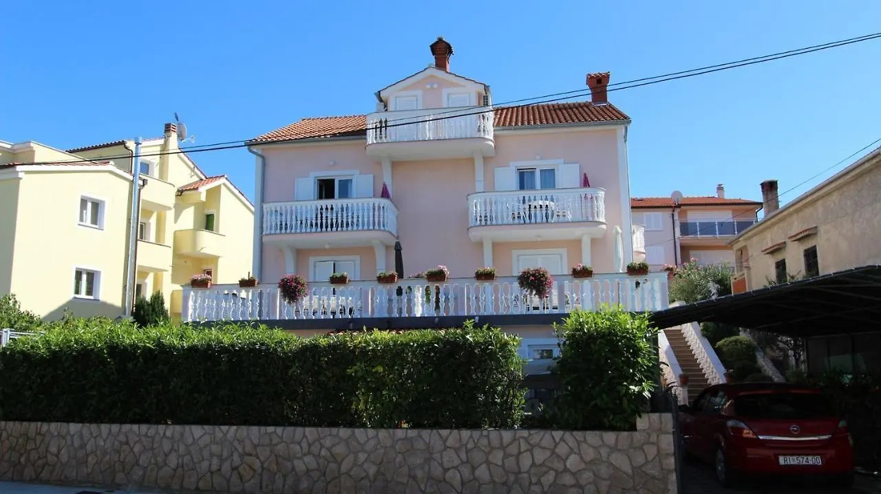 Guest house Apartments Ravlic Ana Malinska