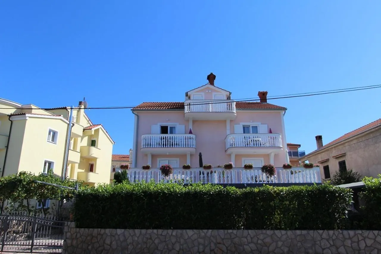 Apartments Ravlic Ana Malinska