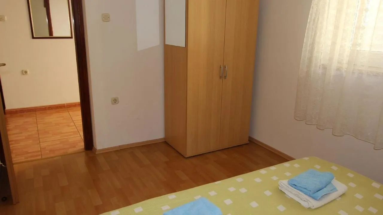 Apartments Ravlic Ana Malinska